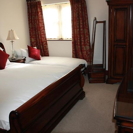 Chester Beatty Inn Ashford Bagian luar foto