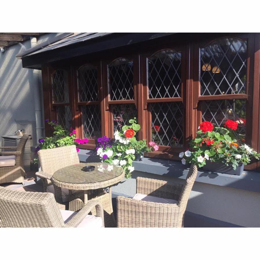 Chester Beatty Inn Ashford Bagian luar foto